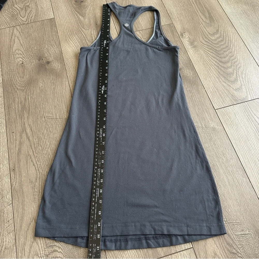 LULULEMON Bundle Lot of 4 Tank Tops all size 4
